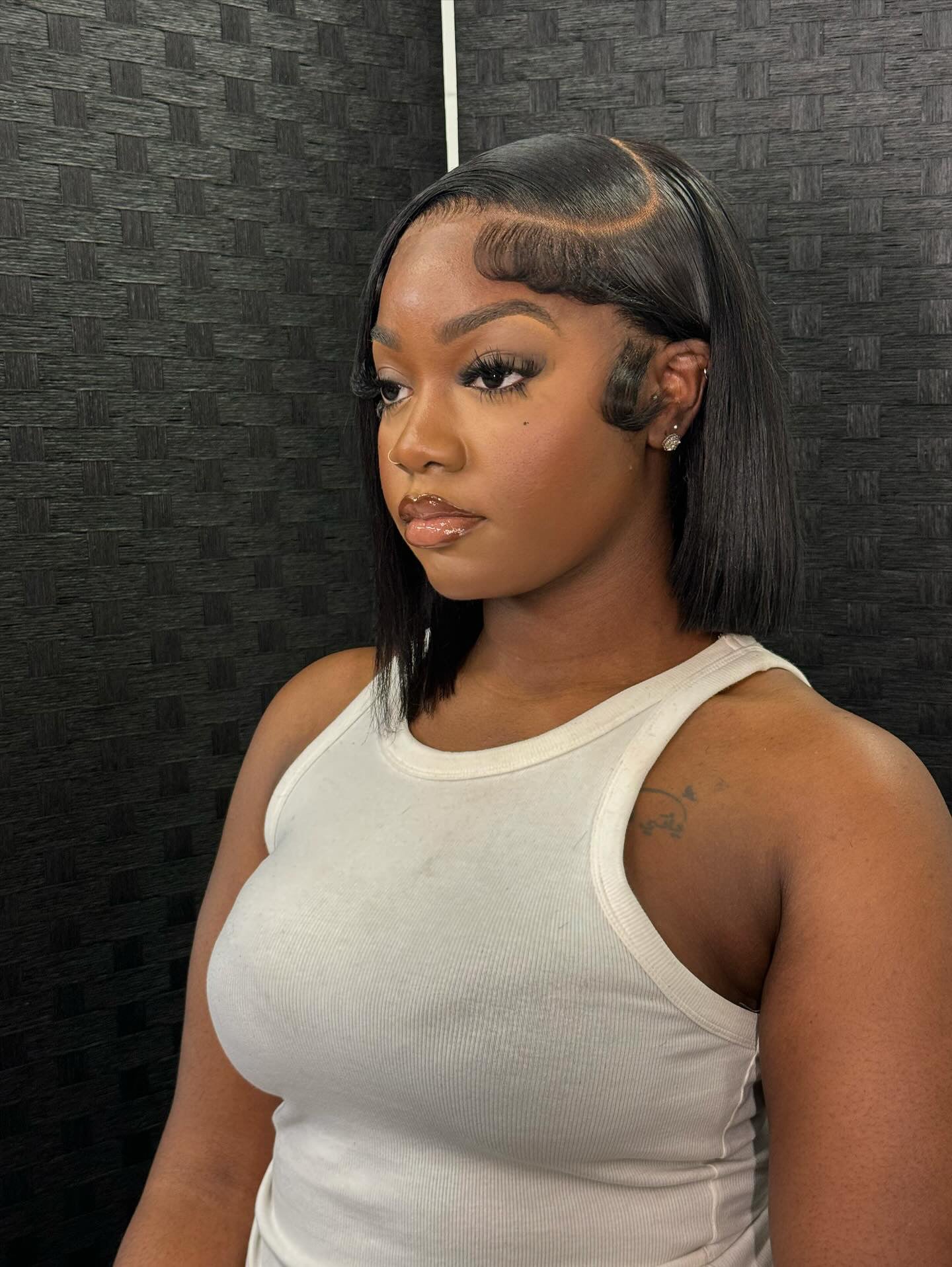 1b Bob Wig